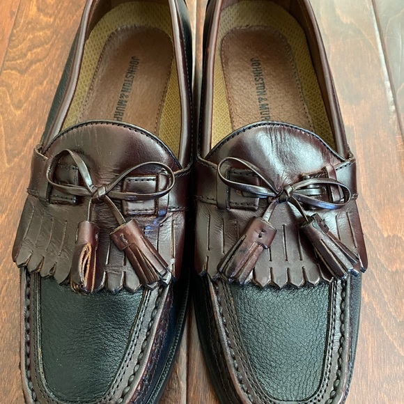 Seldom worn Johnston  & Murphy fashion shoes - Picture 2 of 6
